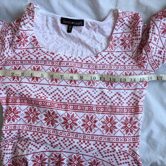 Like New women Derek Heart sparkling Christmas dress size M - Picture 3 of 10